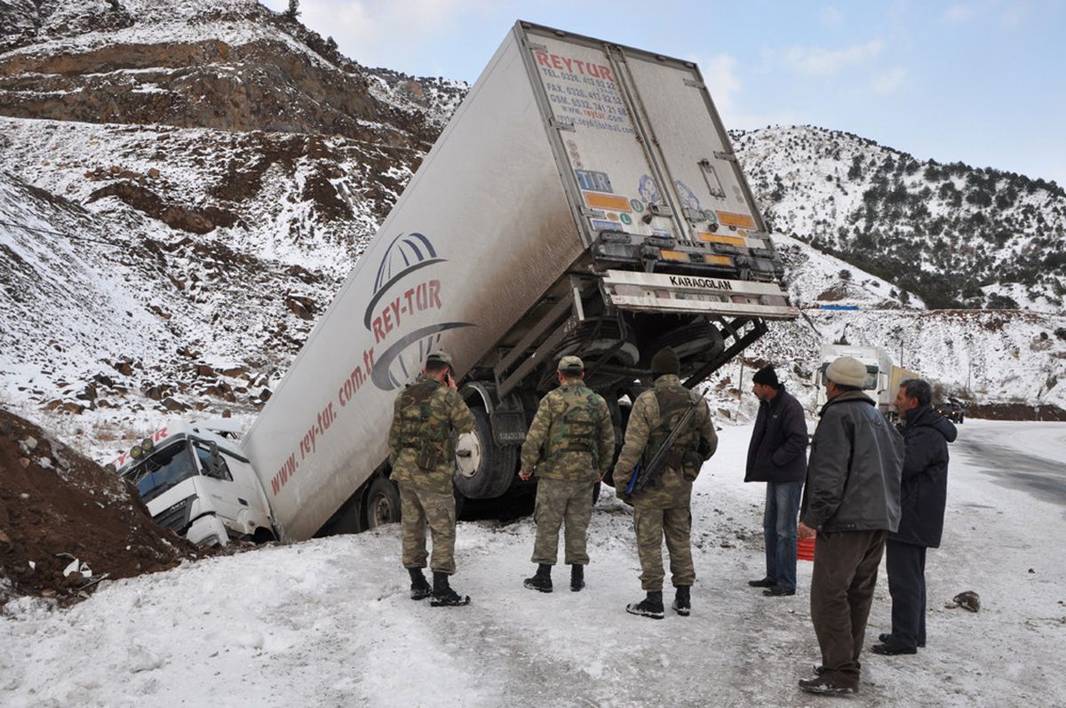 Koyulhisar'da Trafik Kazası: 1 Yaralı