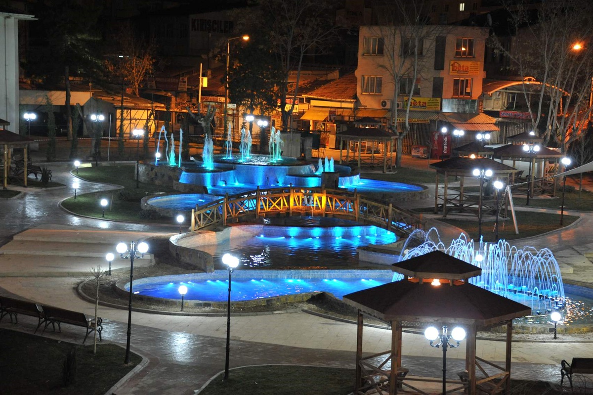 Kuğulu Park Karaman Kent Merkezine Yakıştı