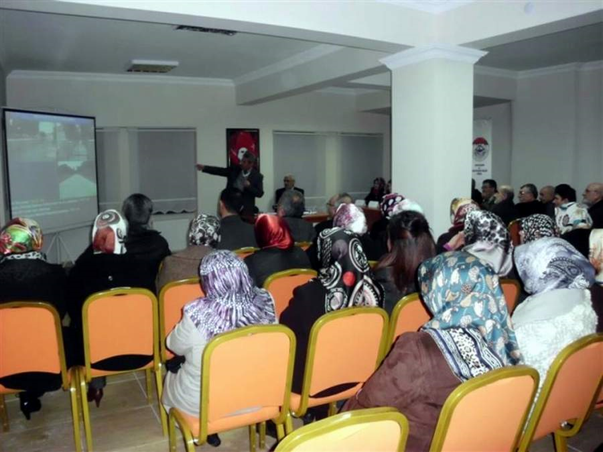 Osmaneli Belediye Başkanı Parti Teşkilatıyla Buluştu