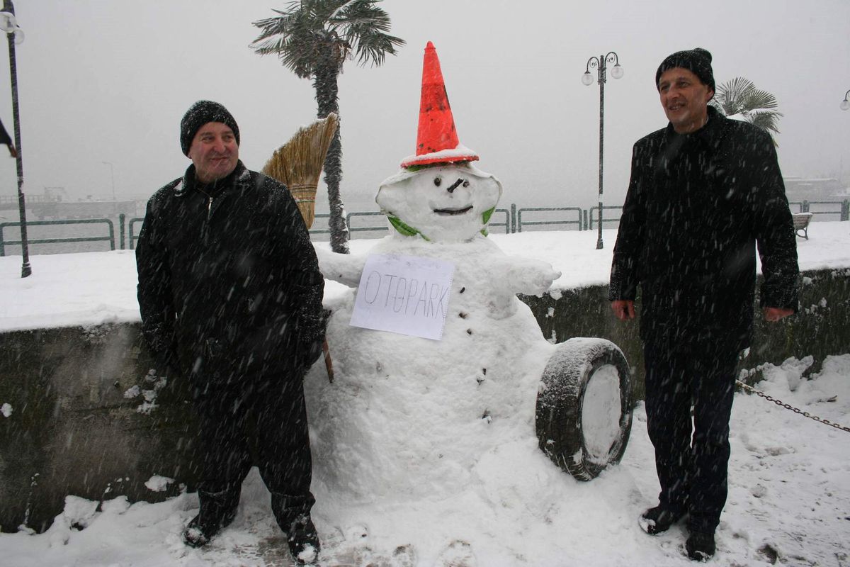 Otoparkçı Kardan Adam