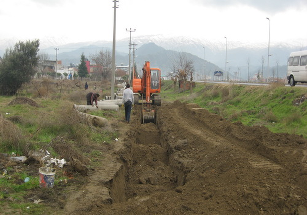 Salihli Su İşleri Müdürlüğü Çalışmalarını Sürdürüyor