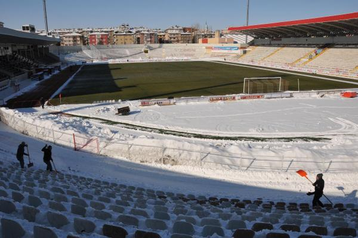Sivas 4 Eylül Stadı Kayseri Maçına Hazırlandı