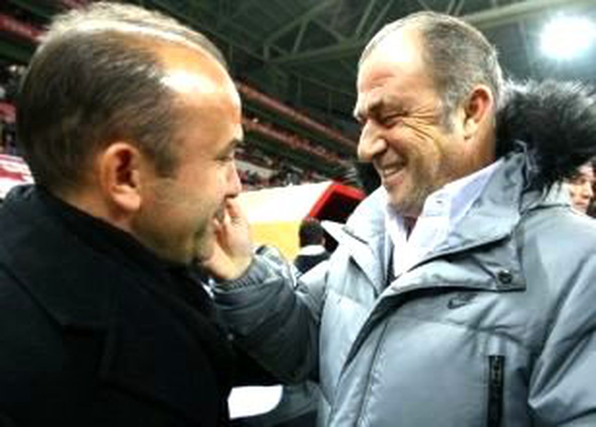 Terim, Baros'a Patladı