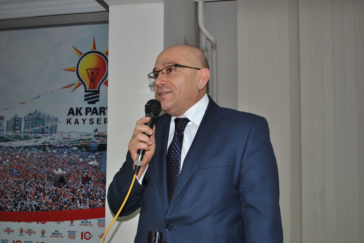 AK Parti Kocasinan Meclisi Toplandı