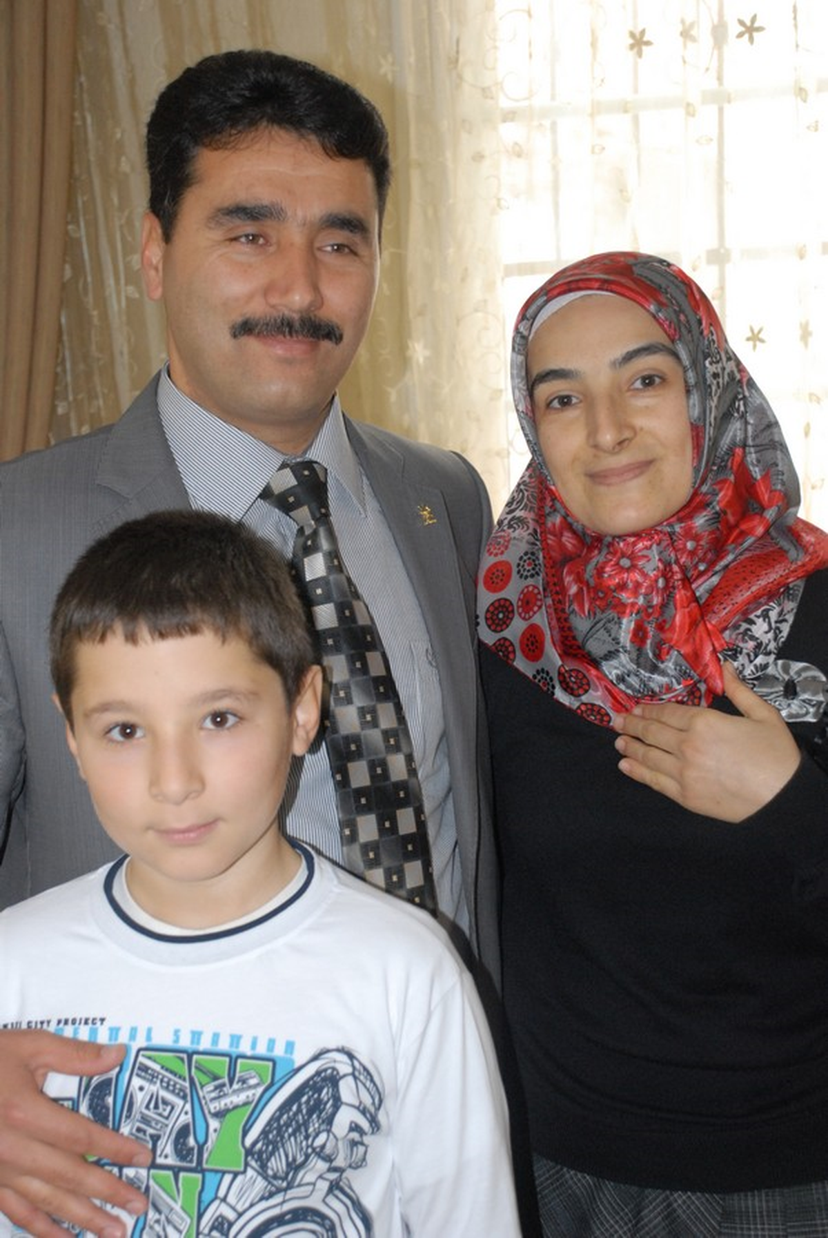 Ayat, 'Başbakanımızın Rozet Takması Sırasında Gururlandım'
