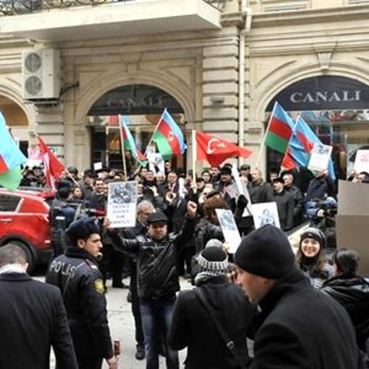 Azerbaycan Milli Meclisi Fransa'nın Minsk Grubu Eş Başkanlığından Çıkarılması İçin Hazırlıklara...