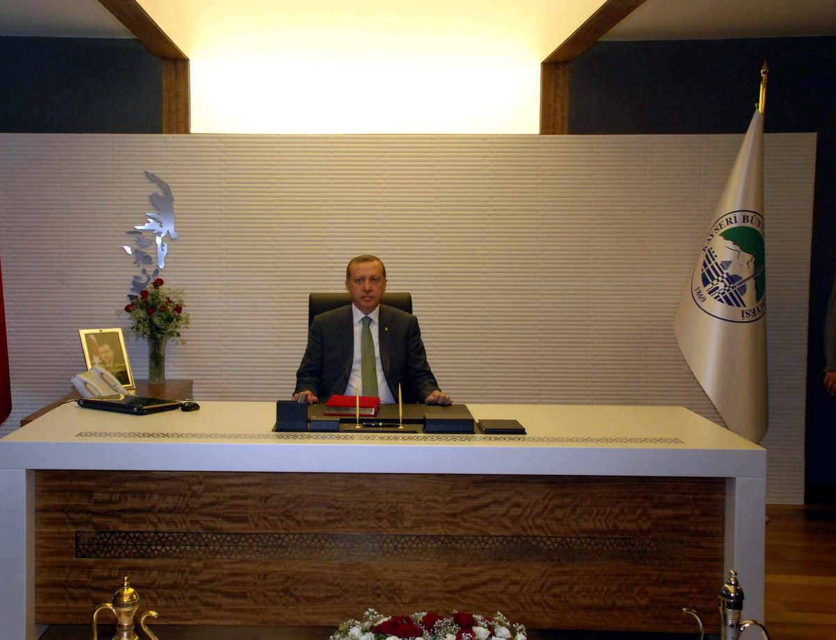 Başbakan Erdoğan Özhaseki'yi Savundu
