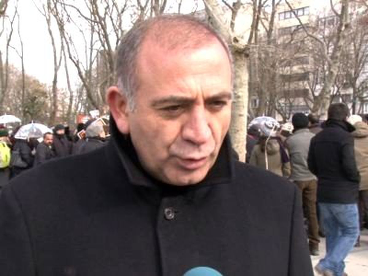 CHP'li Tekin'den İstifa Çağrısı