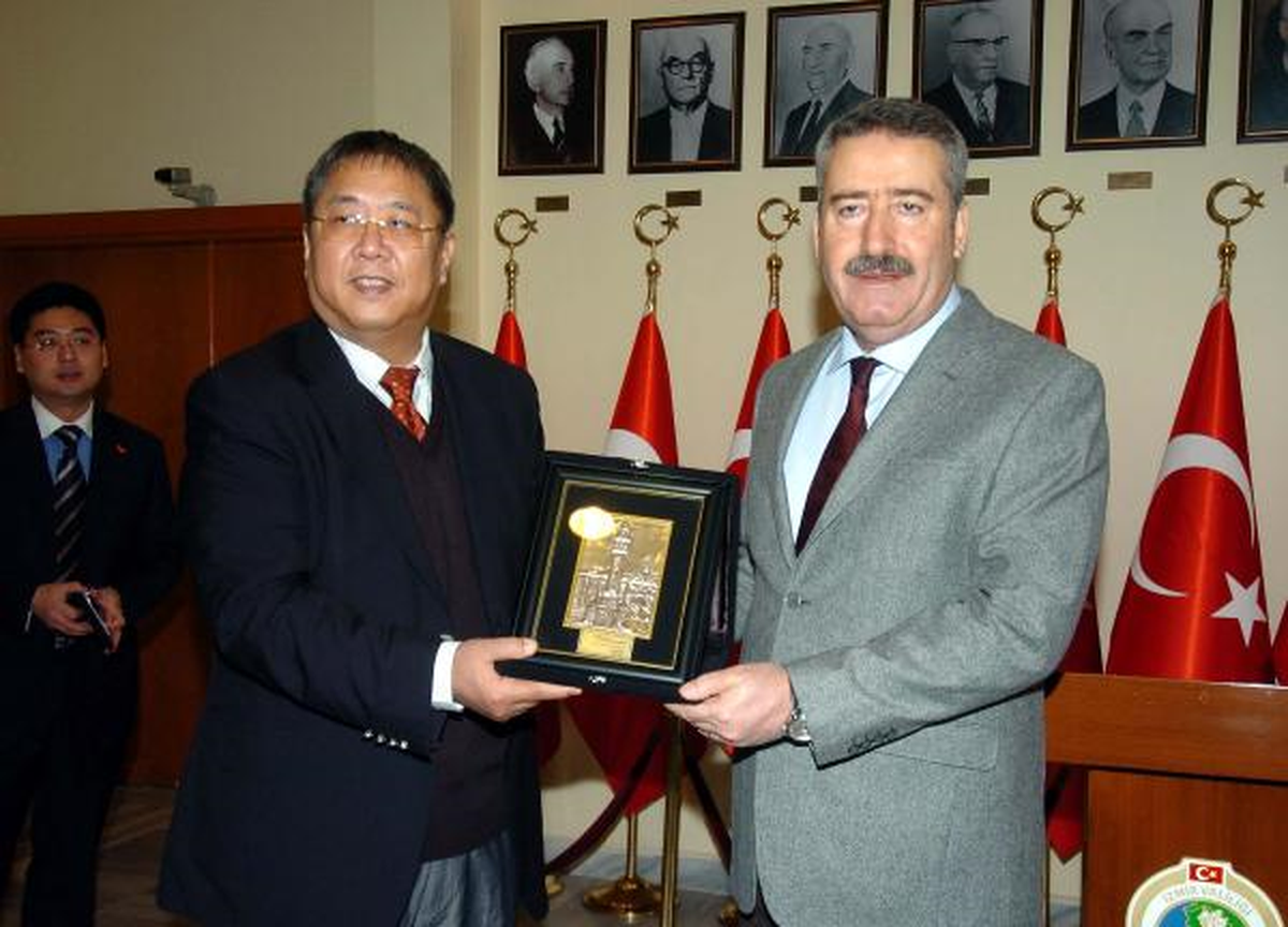 Çin Büyükelçisi İzmir'de