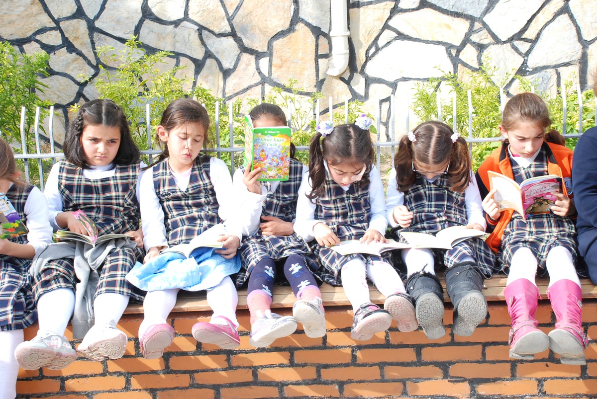 Didim'de Kitap Okuma Kampanyasına İlgi Büyüyor