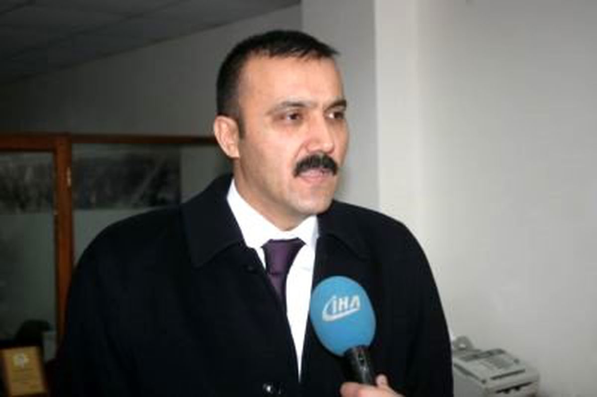 Düzce'de Kar Temizleme Çalışmaları Sürüyor