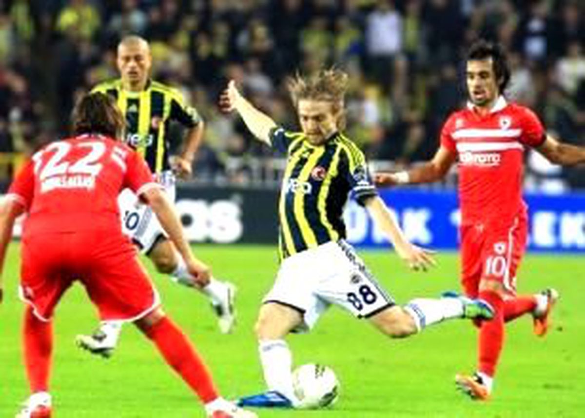 Emre ve Gökhan Oynayacak Mı?