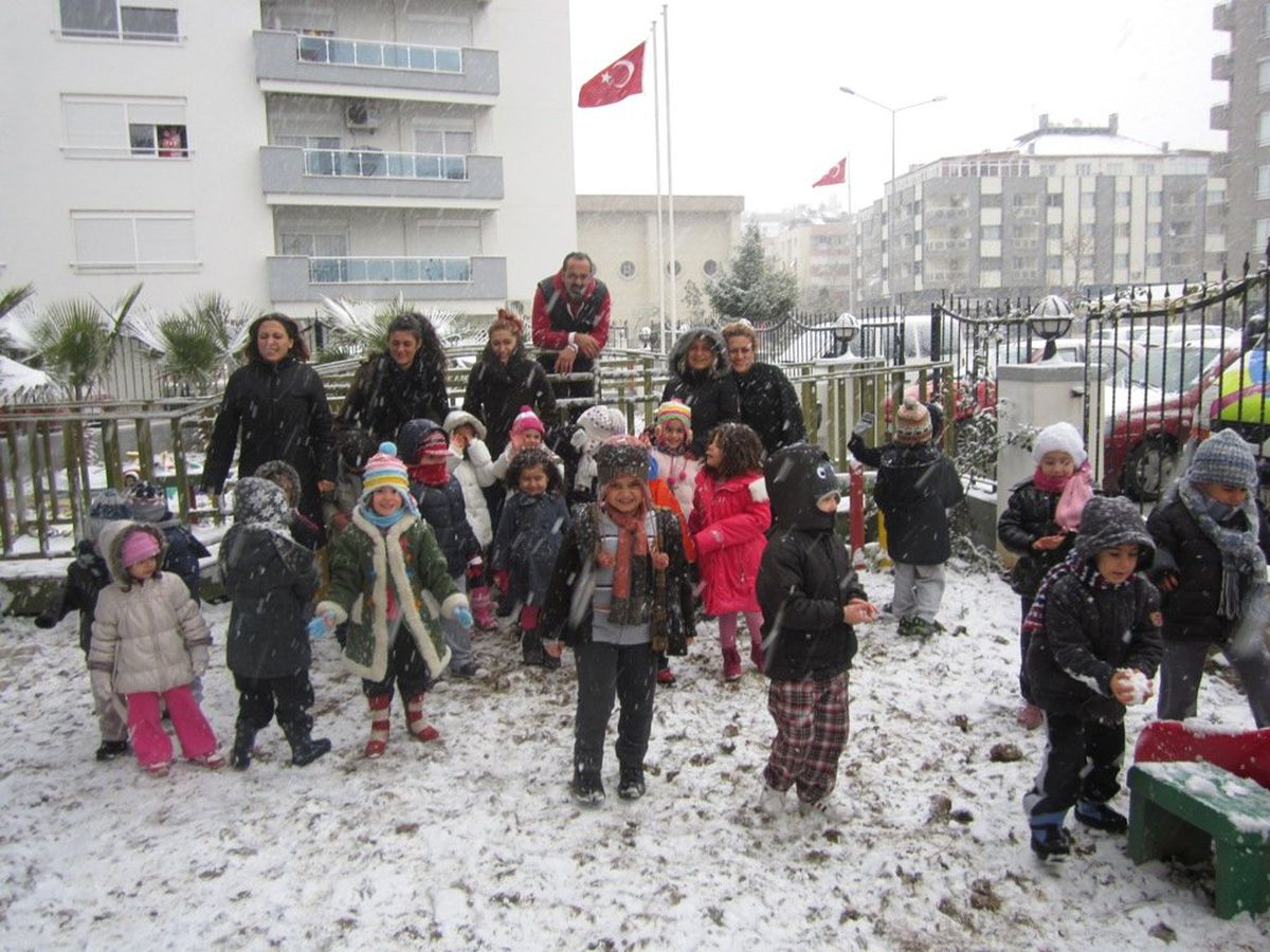 İlk Defa Kar Gördüler