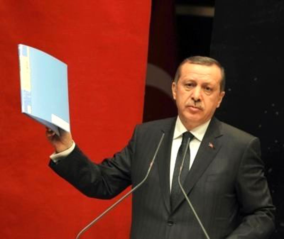 İnönü'nün Üç Kararı Basına Dağıtıldı