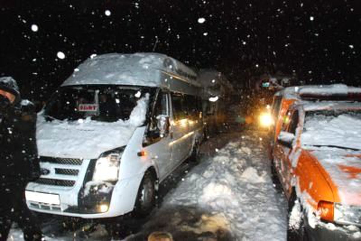 Kar Bitlis'te Hayatı Felç Etti