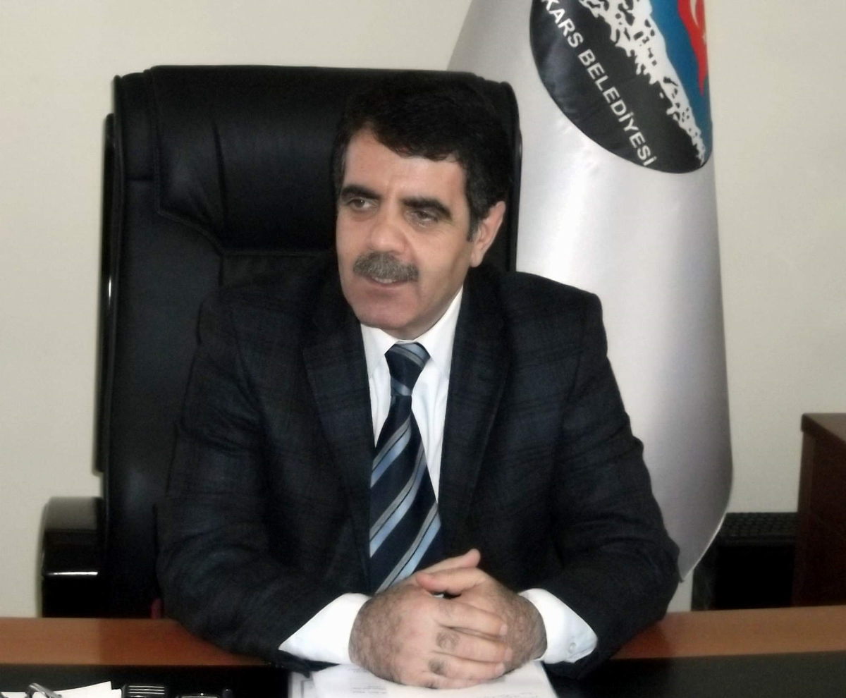 Kars Belediye Başkanı Nevzat Bozkuş'un Mevlid Kandili Mesajı