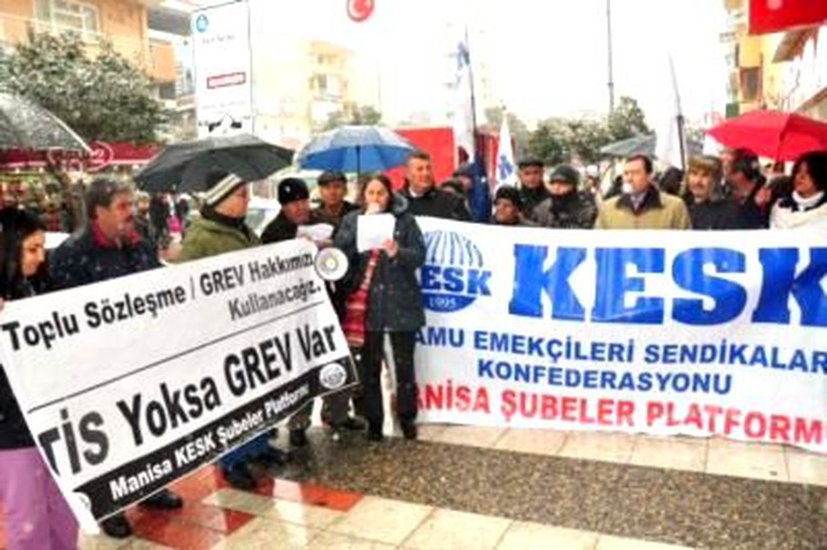 Kesk'ten Sendika Yasa Tasarısı Protestosu