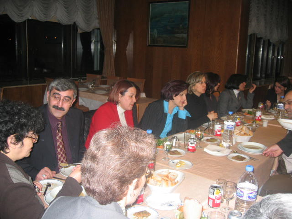 Köprübaşı MHP'de Kadın Kolları Seçimi Yapıldı