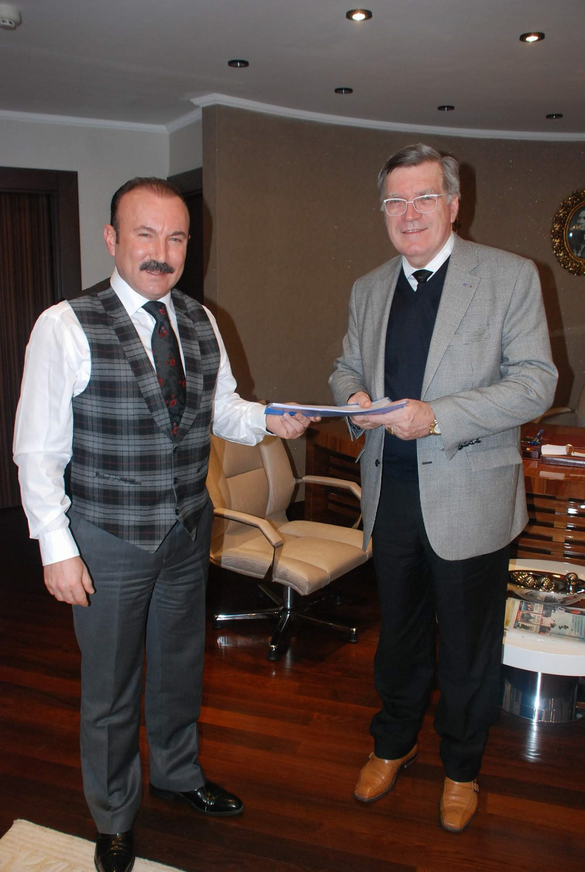 Nevzat Doğan, İzgaz'ı Genel Müdürüne Şikayet Etti