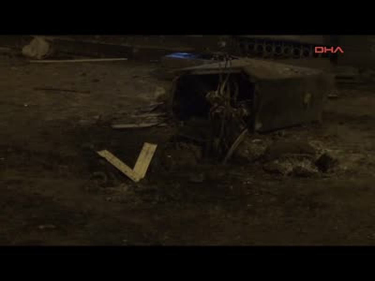 Patlamayla İlgili 6 Kişi Yakalandı Hakkari\'de Patlamayla İlgili 6 Kişi Yakalandı.
