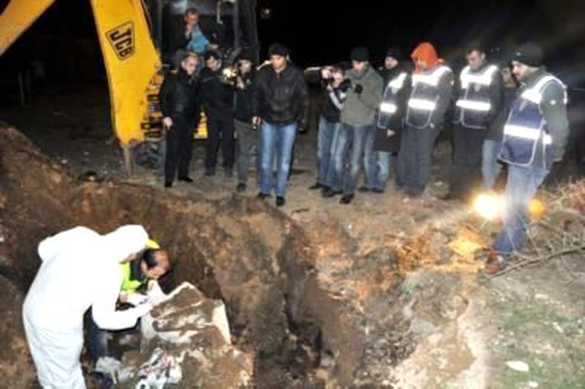 Polisten 'Çelik Kasa' Kazısı