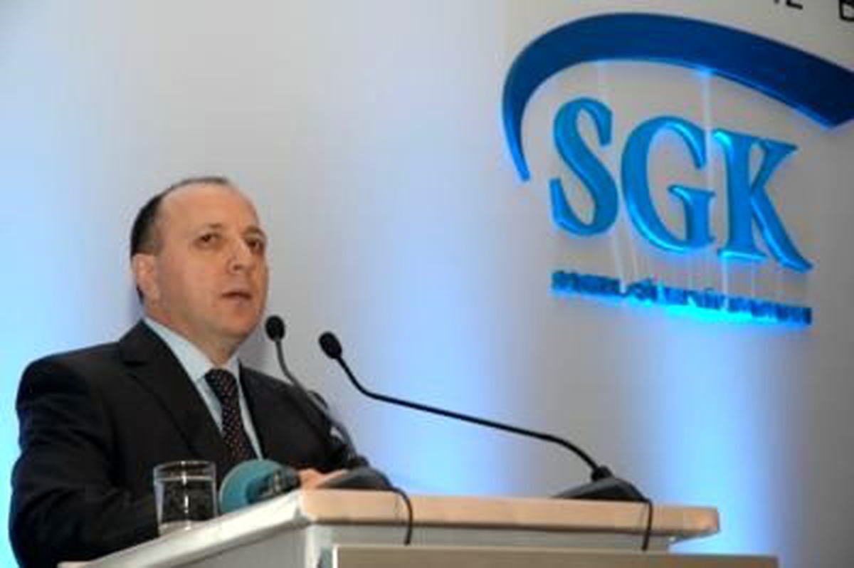 Sgk 200 Sosyal Güvenlik Denetmen Yardımcısı Alacak