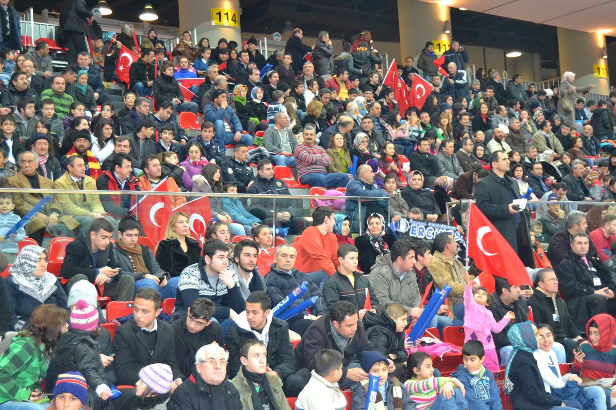 Sporseverler 'Fransız' Kaldı