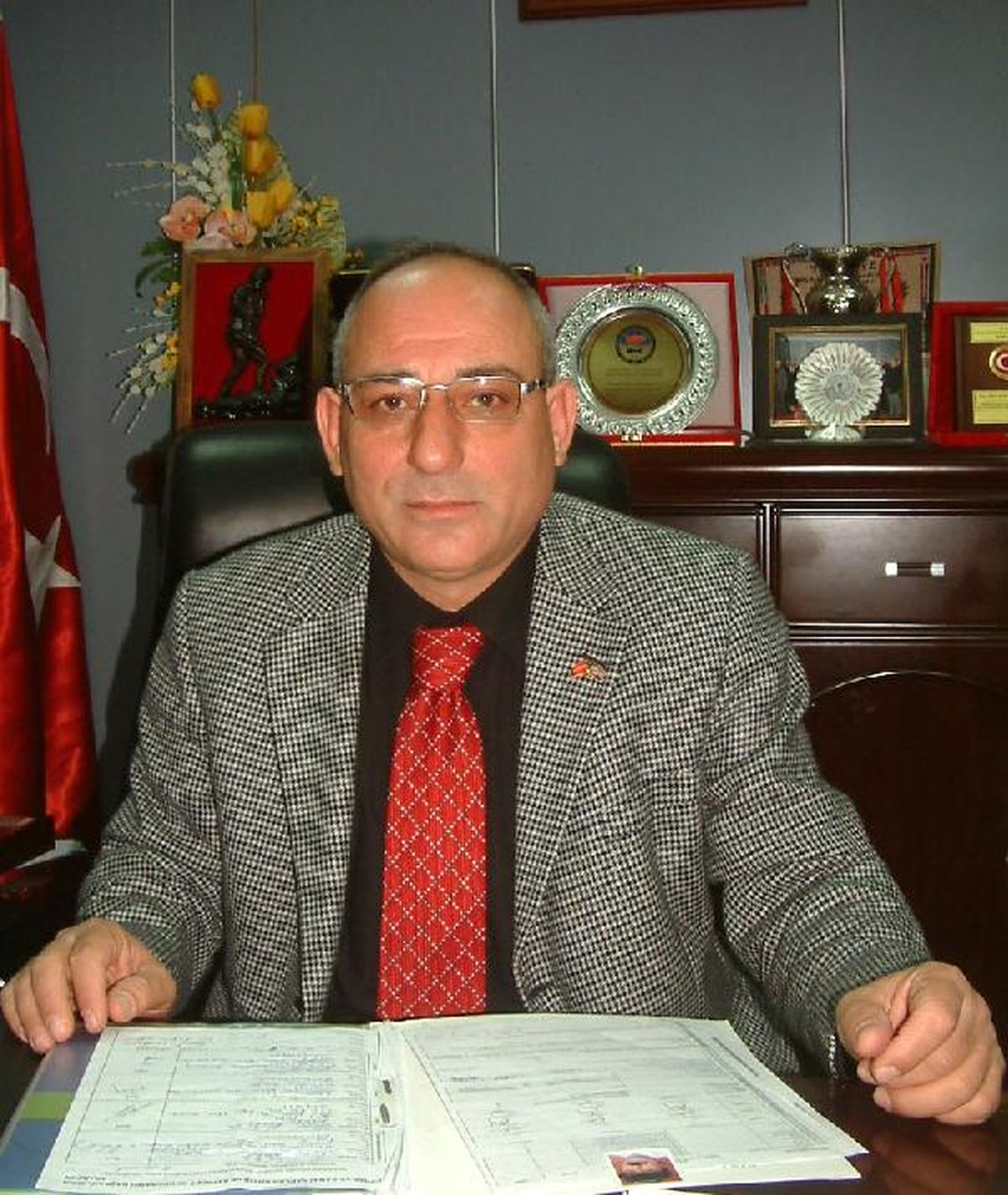Tesob Başkanı Metin Kara: Sırrı Süreyya Önder Üyemiz Değil