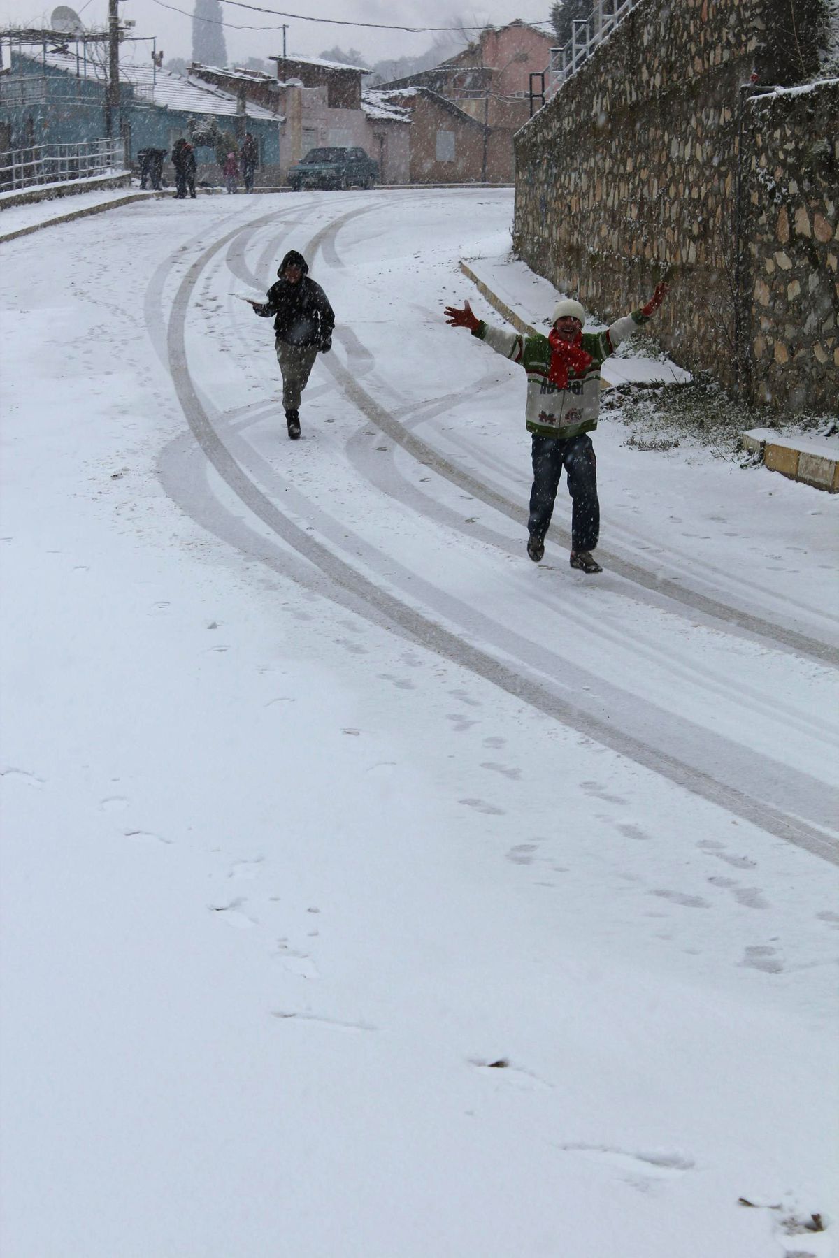 Tire'de Kar Sevinci Manzaraları