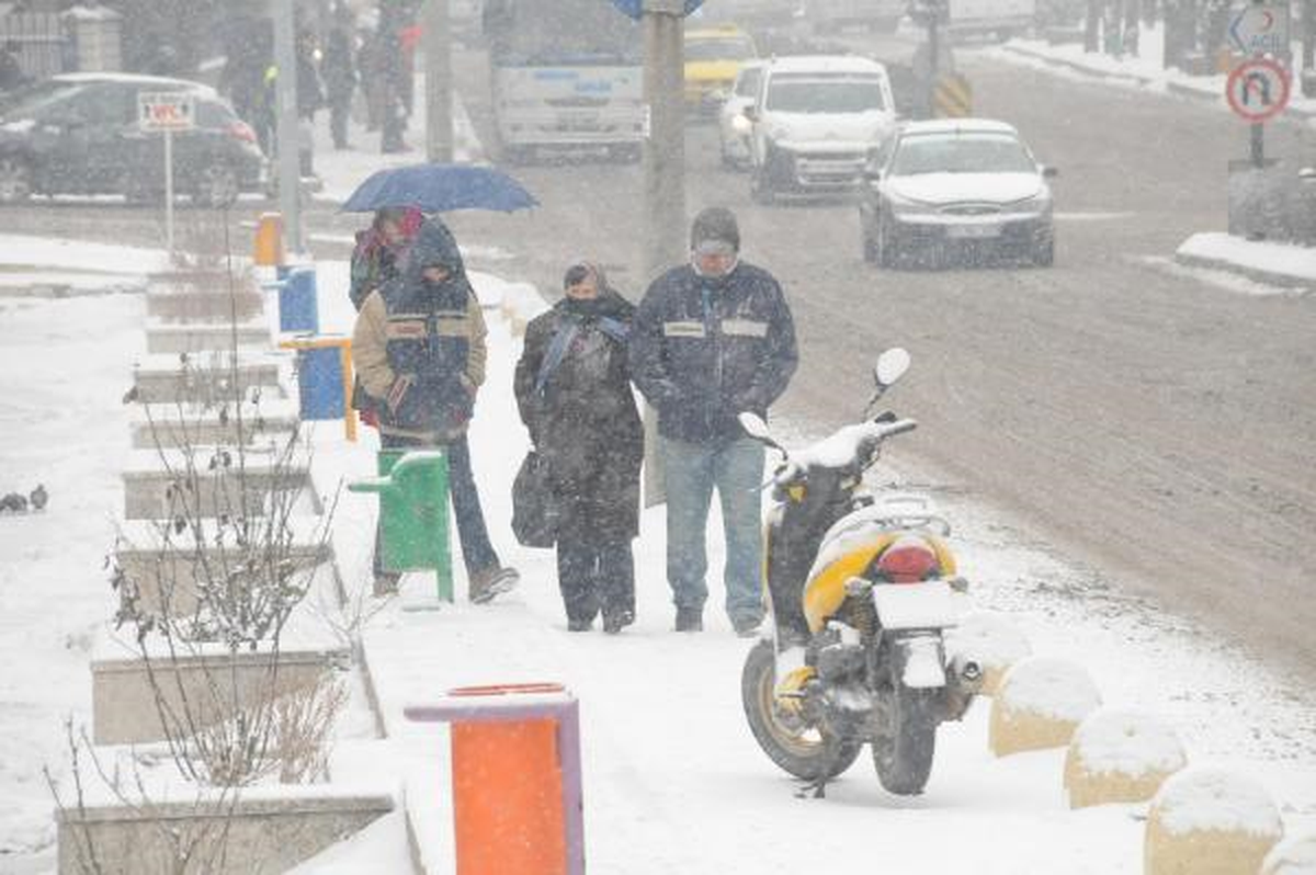Trakya'da Kar Yeniden Başladı