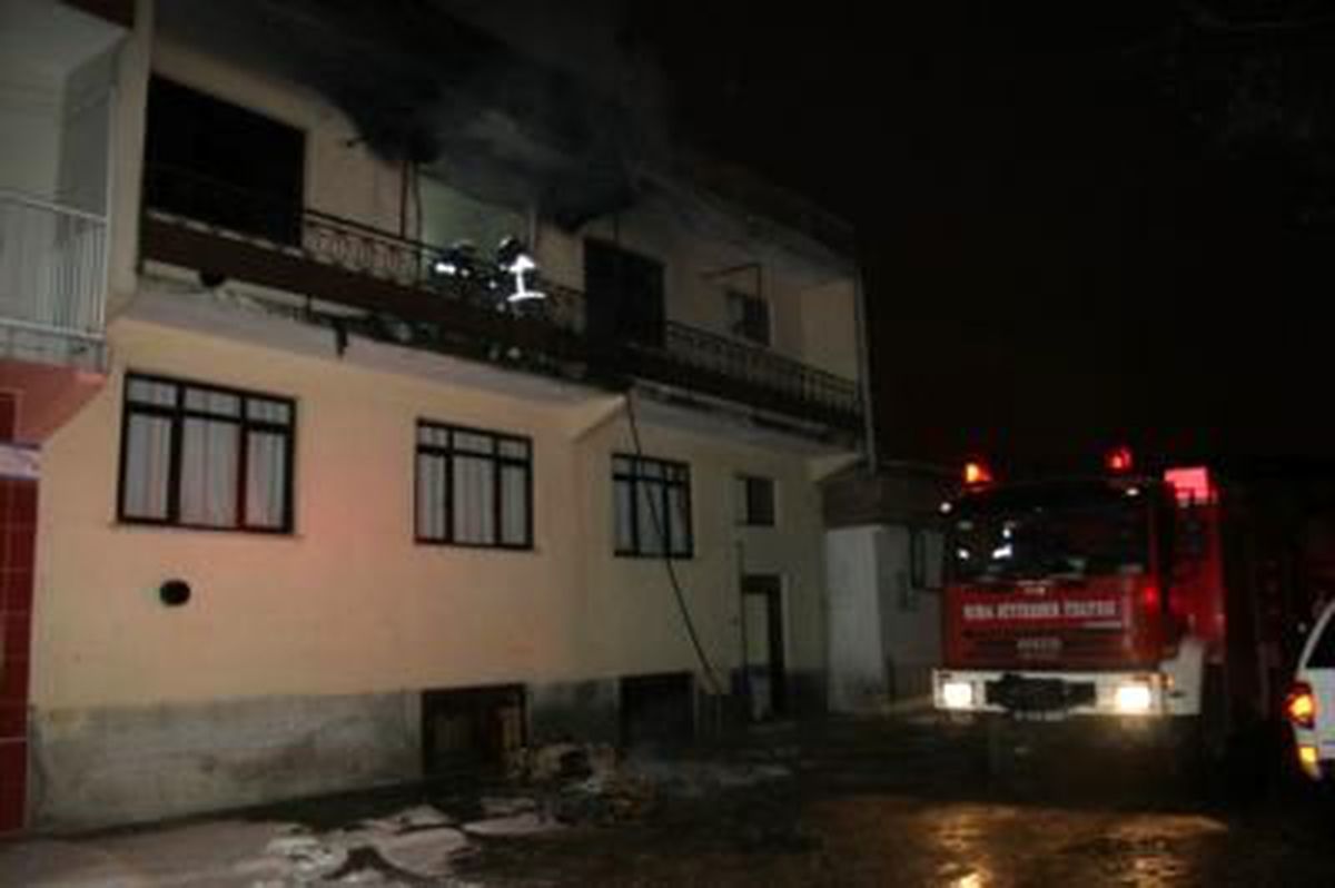 Yangında Ölen Kadının Evinden Geriye Bu Görüntüler Kaldı
