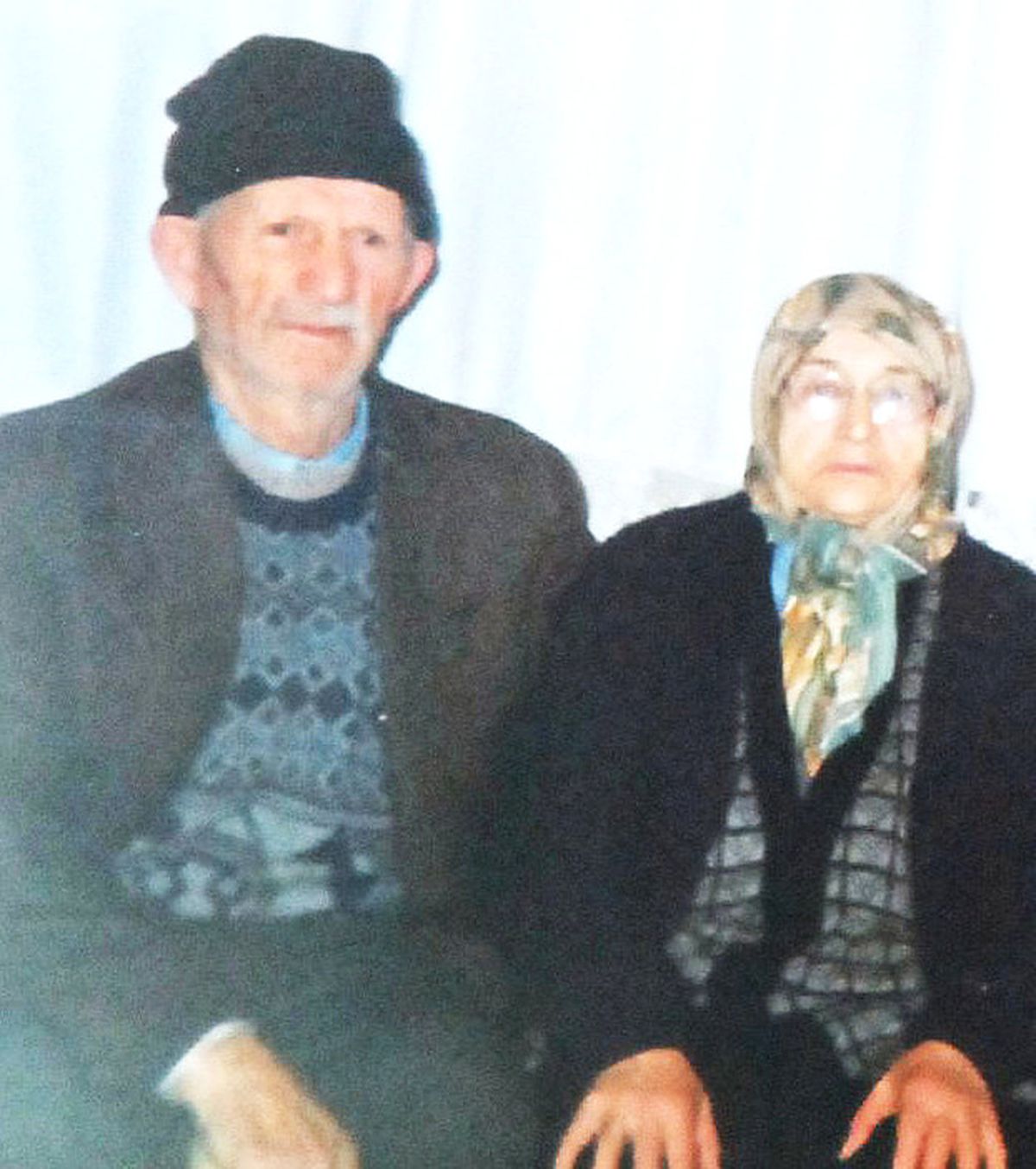 60 Yıllık Evli Çift Bir Yastıkta Öldü