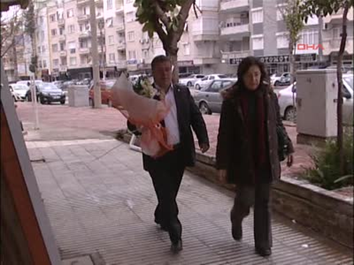 Antalya ) Öğretmene Tebrik Yağıyor