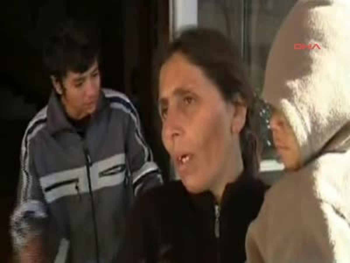 Arnavutluk'ta 8 Roman Aile Donmaktan Kurtarıldı