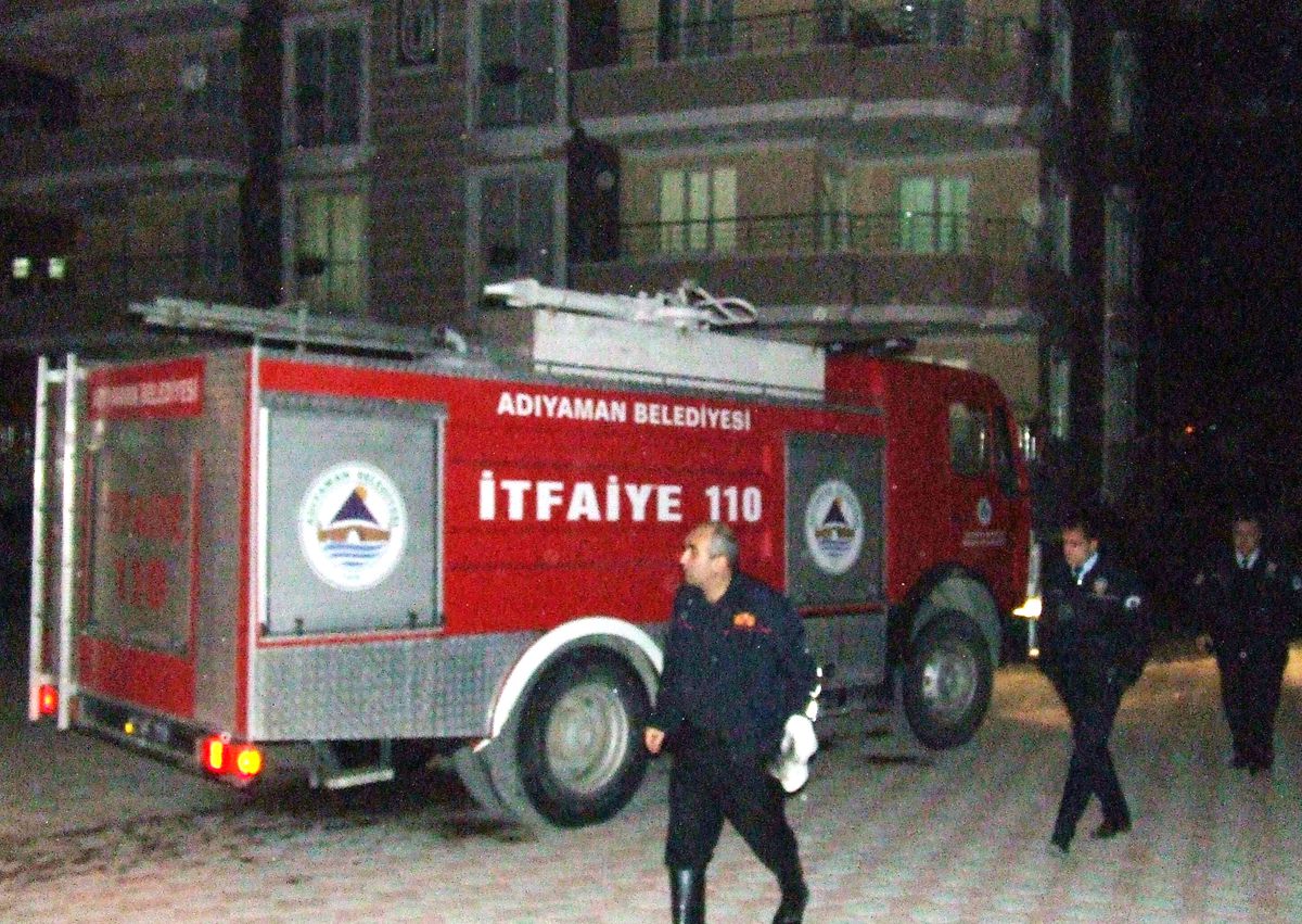 Asılsız İhbar Polis ile İtfaiyeyi Harekete Geçirdi