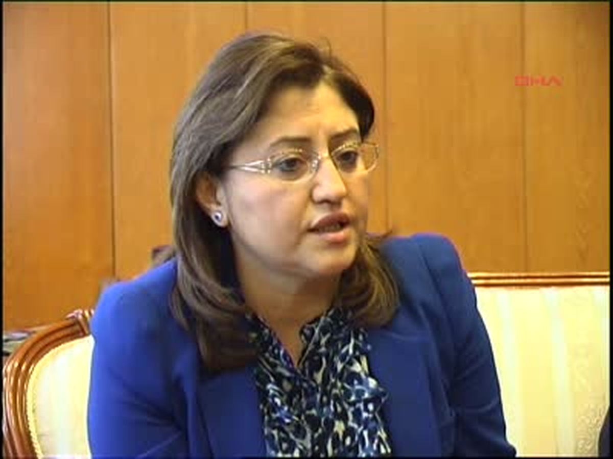 Bakan Fatma Şahin Babası Tarafından Satılan Kız Hakkında Konuştu