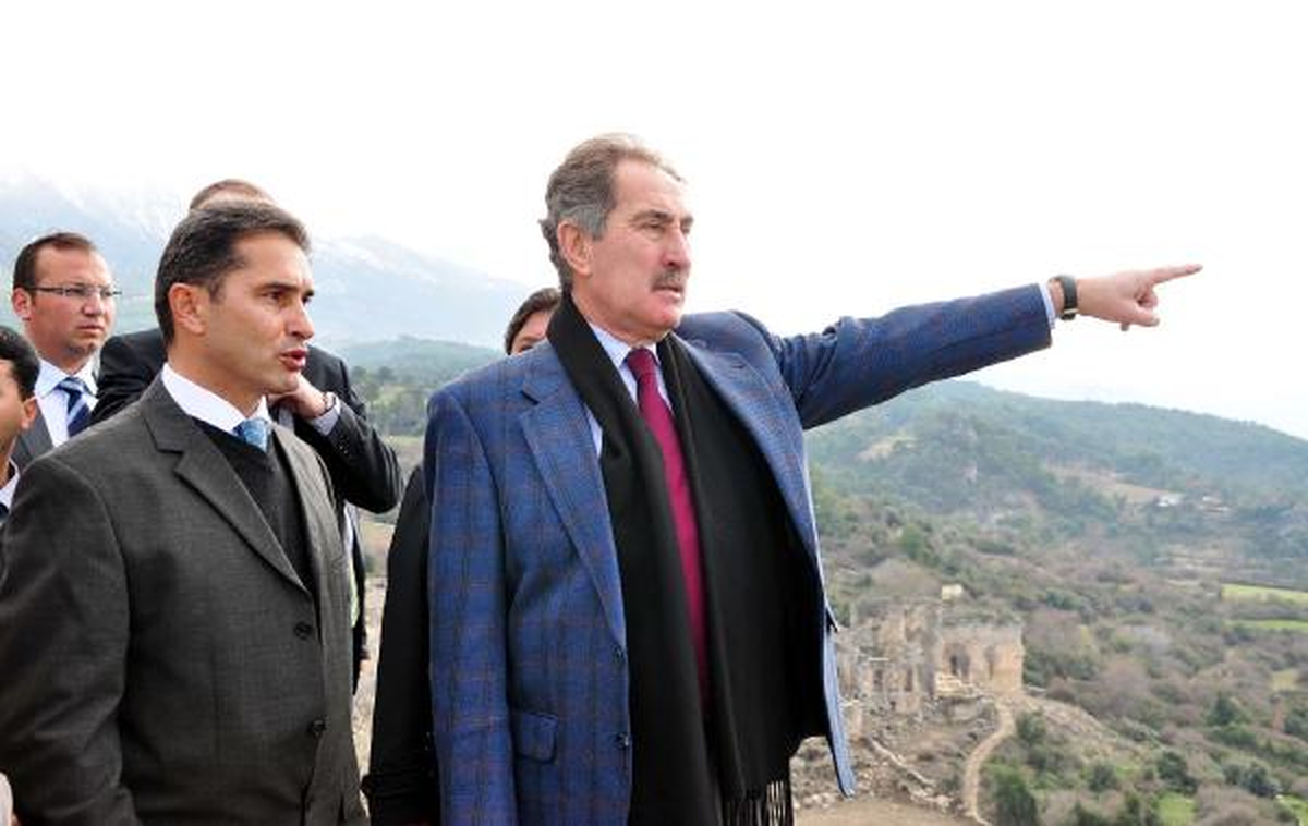 Bakan Günay: Akm Restore Edilecek