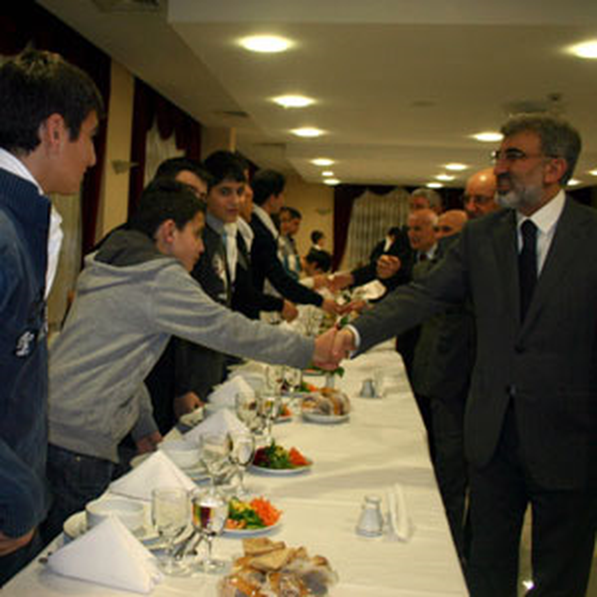 Bakan Yıldız, Şehit ve Gazi Çocuklarıyla Buluştu