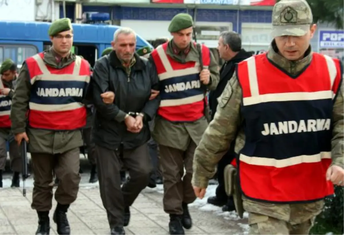 Canlı Bebeği Ormanda Ölüme Terkeden Çift Tutuklandı