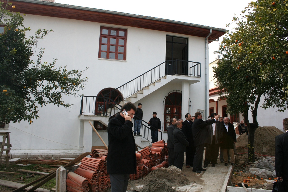 Erdem ve Kılınç Restore Edilen Tarihi Camiyi Gezdi