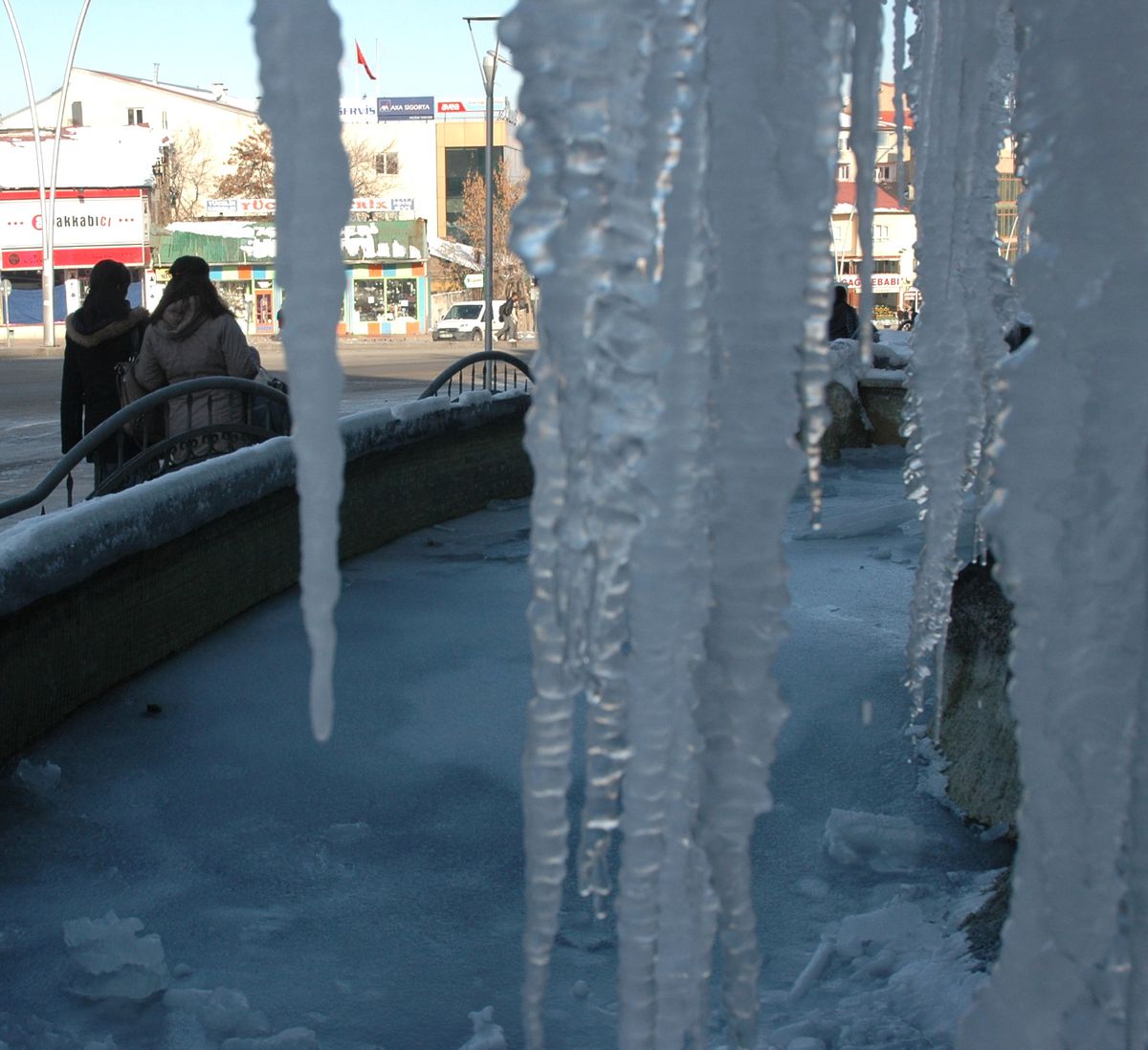 Erzurum Sibirya Gibi: Eksi 35