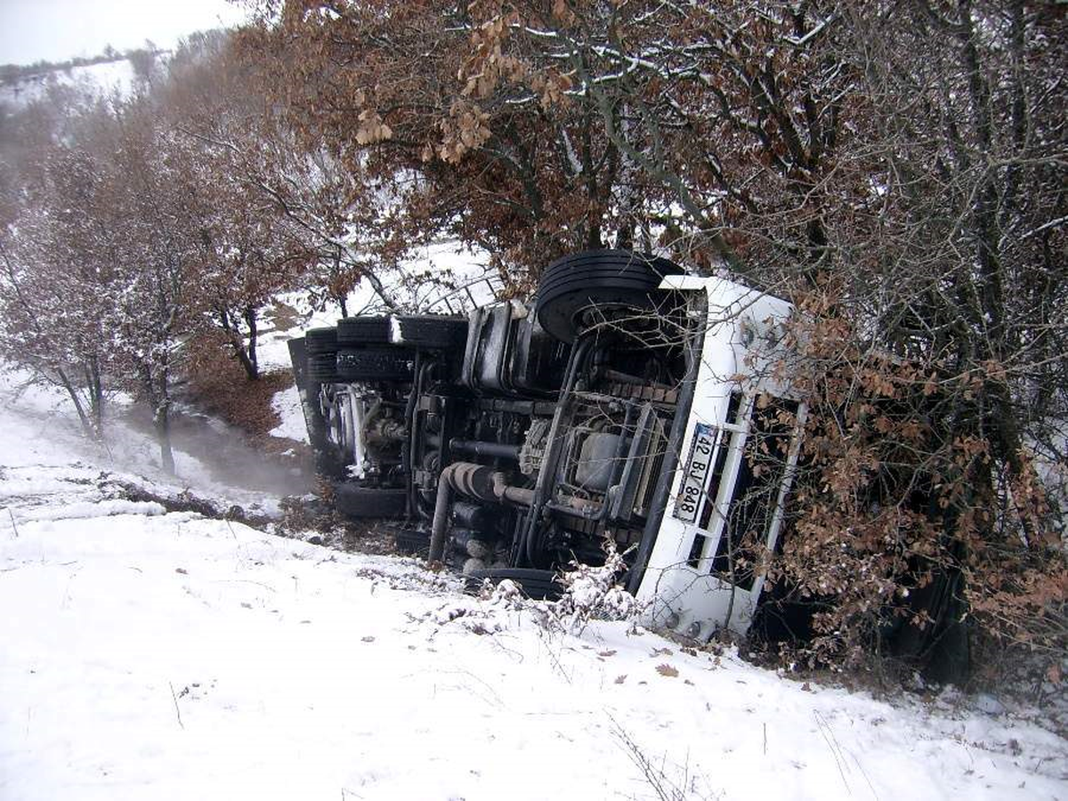 Eşme'de Trafik Kazası Bir Yaralı