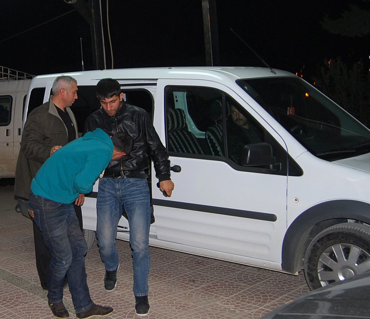 Hırsızlar Kozan'da Çaldı, Adana'da Yakalandı