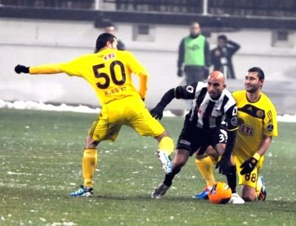 Manisaspor: 2 - Eskişehirspor: 3