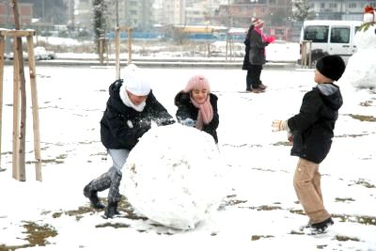 Nazilli'de Çocukların Kar Keyfi