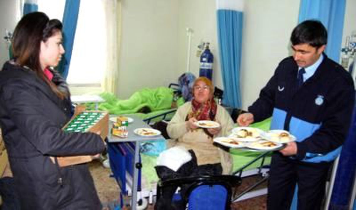 Orhaneli Belediyesi, Kandilde Hastaları Unutmadı