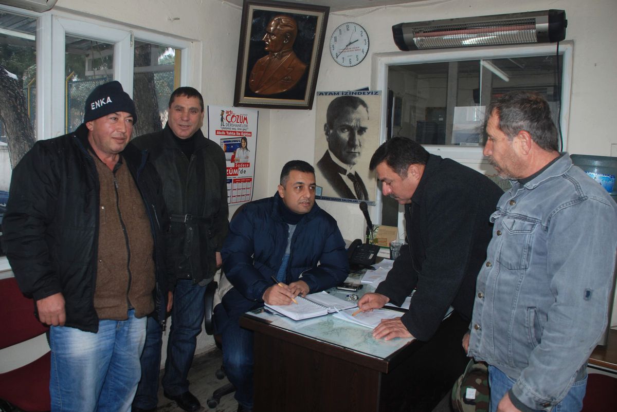 (Özel)-12 Yıl Sonra Kar Yağdı 120 Köy Yolu Ulaşıma Kapandı