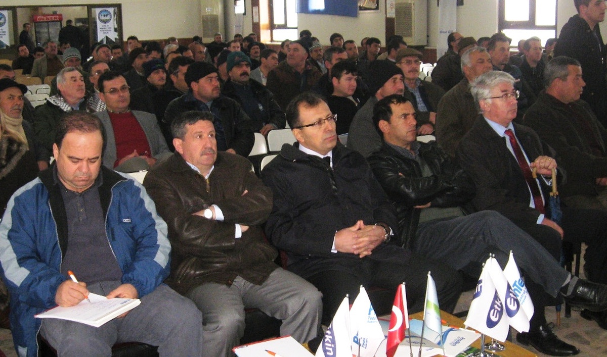 Süt İnekçiliğinin Sorunları Ödemiş'te Ele Alındı