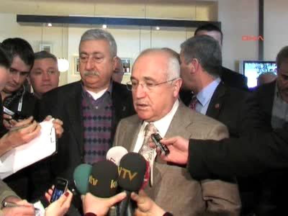 Tbmm Başkanı Çiçek, Grupları Tekrar Toplayacak