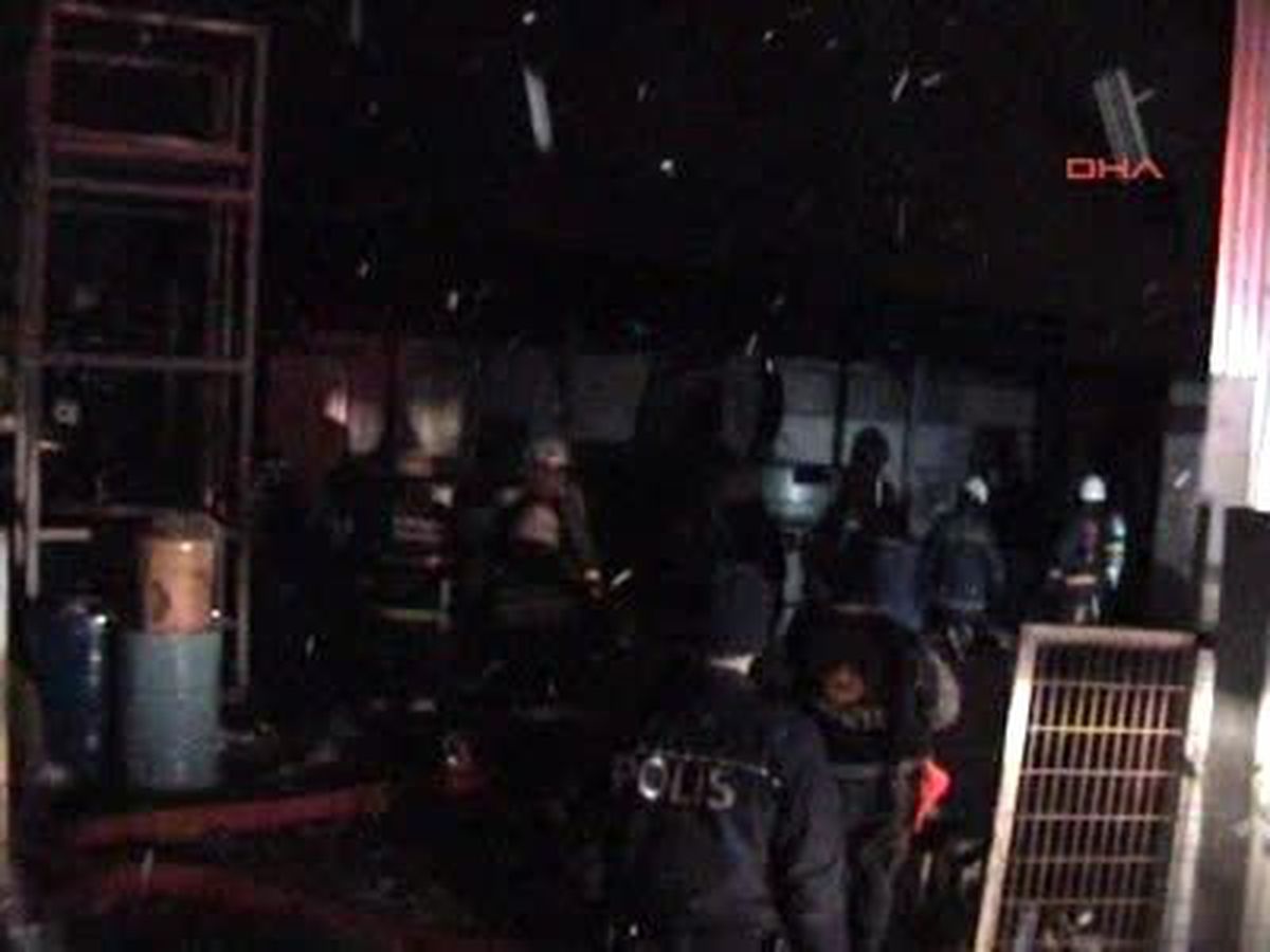 Tuzla'da Fabrika Yangını